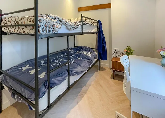 Casa vacanze Lovely In With Kitchen Putten