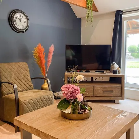 Lovely In With Kitchen プッテン